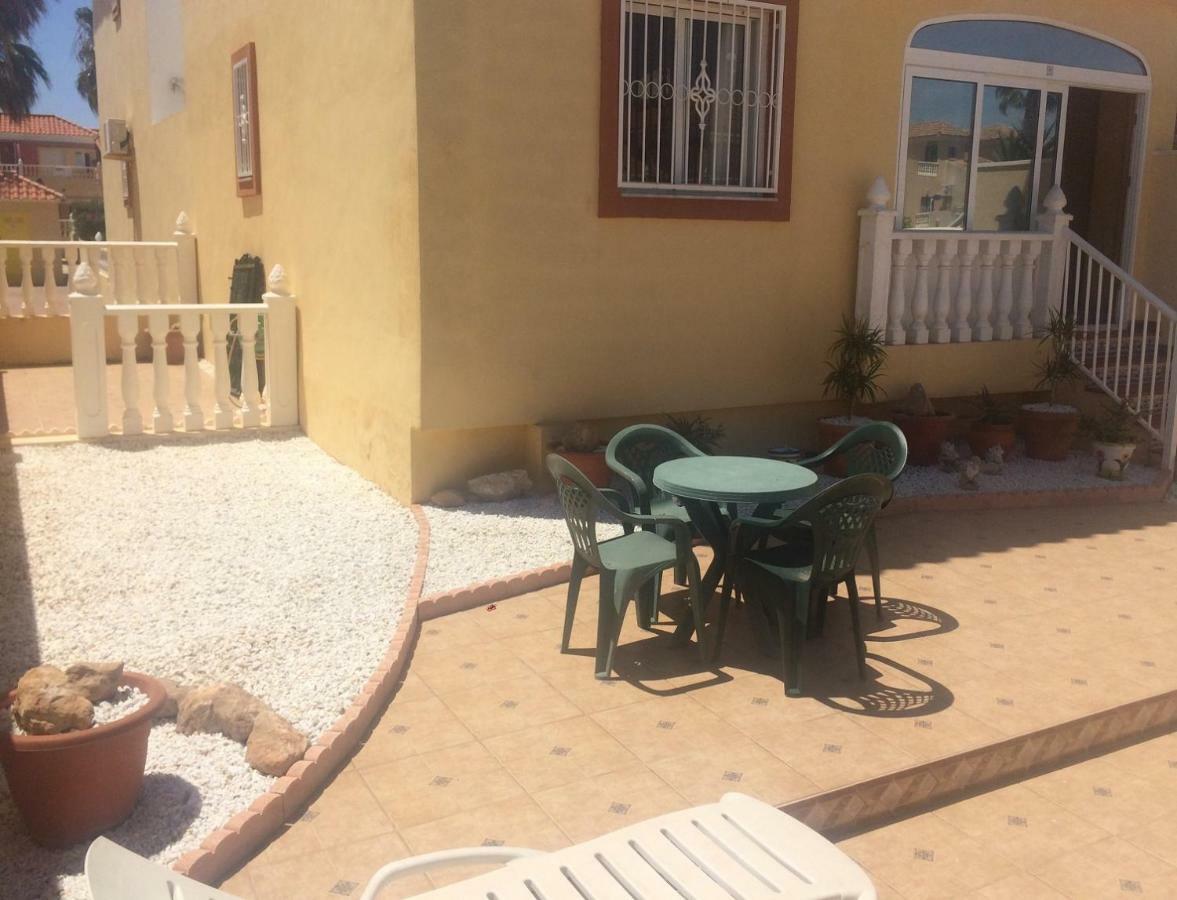 Torrevieja, La Torreta Ground Floor Apartment With Large Private Patio Garden Exterior foto